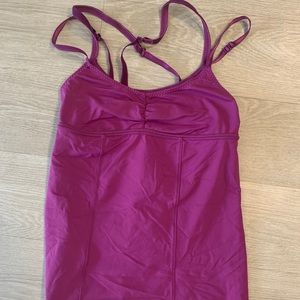 Lululemon workout top